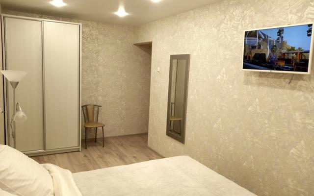 Oktyabryskaya 123 Tsentr Flat
