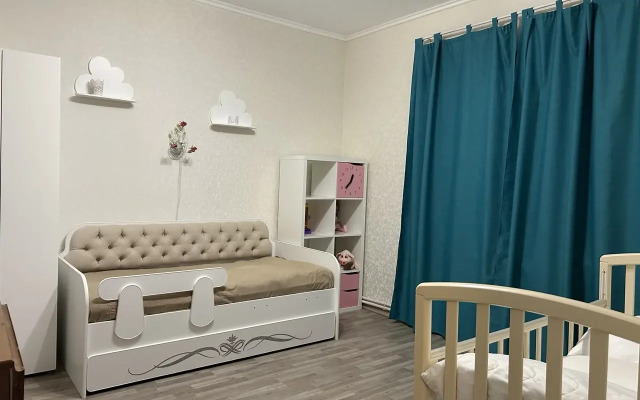 Semeyny S Kaminom Guest house