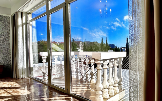 Sudak Delyuks Guest House