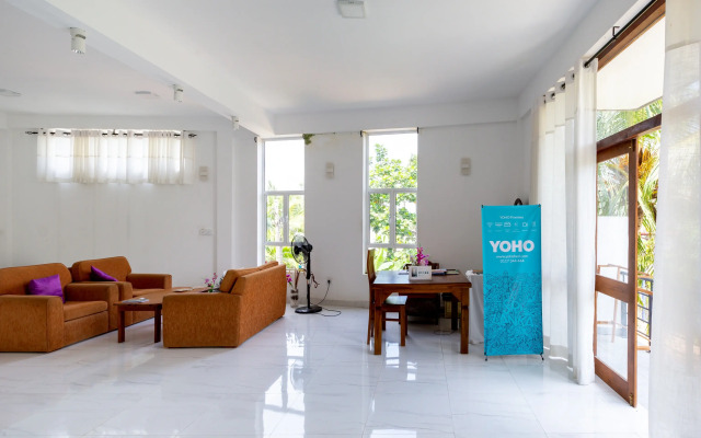 Отель Yoho White Fortress