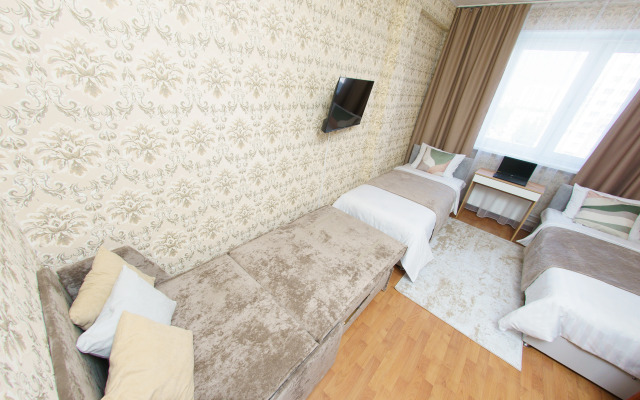 Dvuhkomnatnye s balkonom Apartments