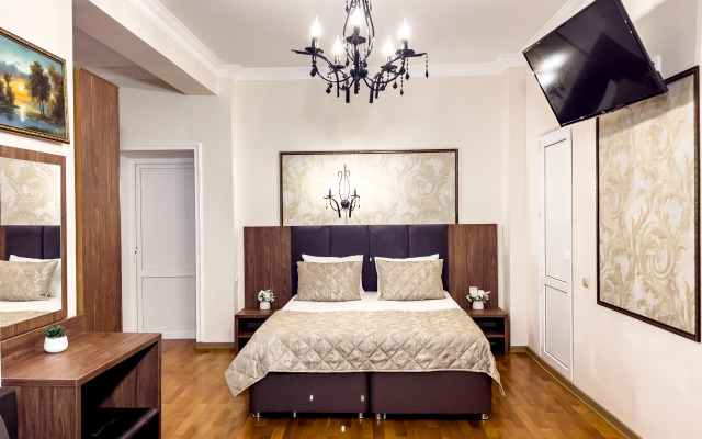 Imperia Hotel