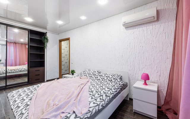 Квартира уютная у набережной