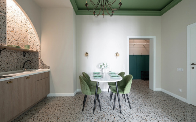 Red Apartments Art Layt Teffi Apartments
