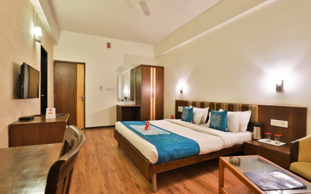 Отель 77 Degrees East