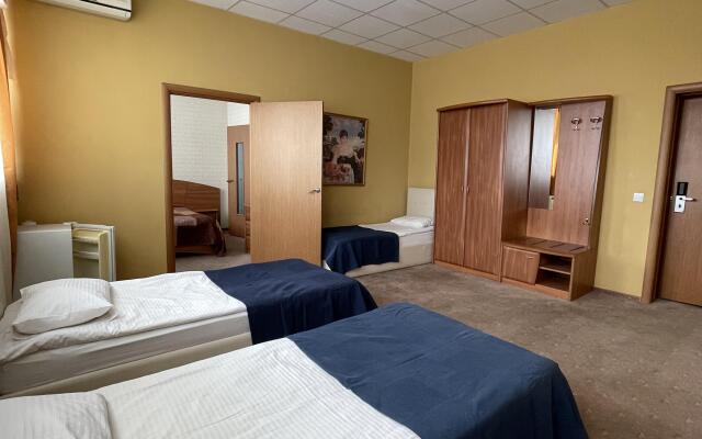 Мебелированные комнаты Отель HOTEL OH SOVIET