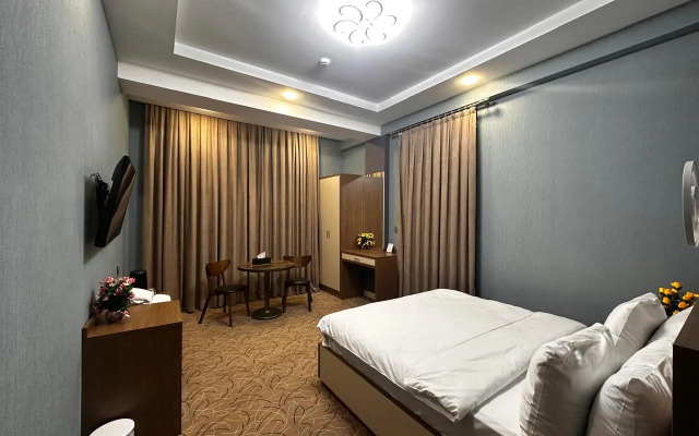 Royal Meridien Hotel