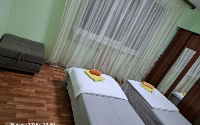 S Letney Kuhney Private House