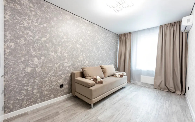 Na Ulitse Sergeya Dzhanbrovskogo, 4k1 Flat