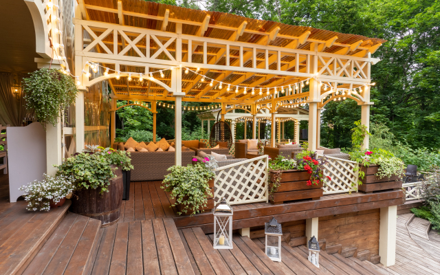 Tsargrad Hotel