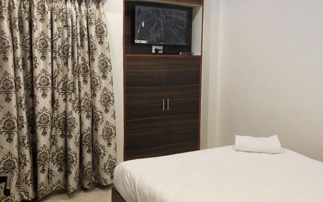 Vasantharaja Inn Hotel