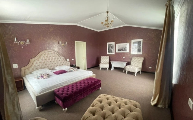 Victoria Spa Hotel