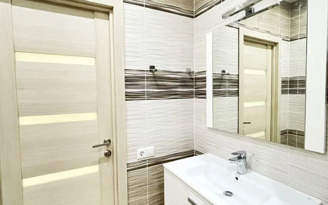 Квартира Свeтлaя Студия в Центрe Гopoдa