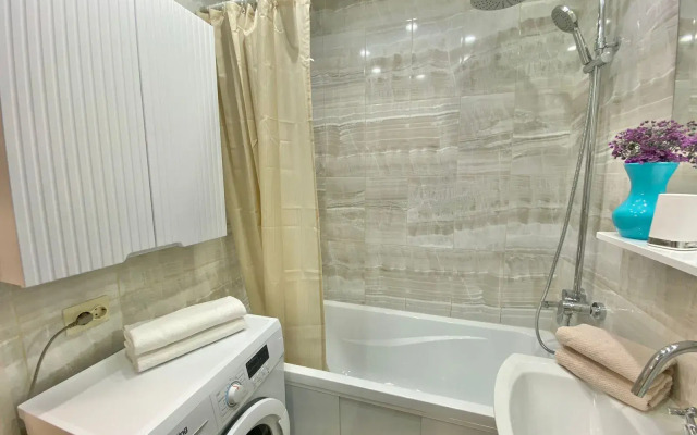 Goldapart Na Chertanovskoy Flat