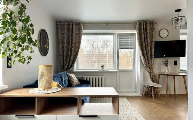 Hygge Karelia Floral Oasis Flat
