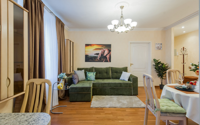 GM s Vidom na Zoopark i Moscow city Apartments