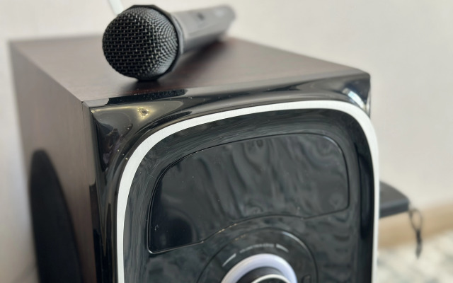 Квартира "Эленика" в Махачкале с видом на озеро и мечеть