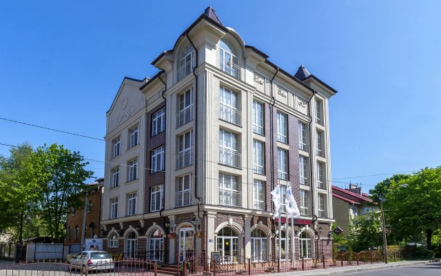 Elisa Inn Hotel