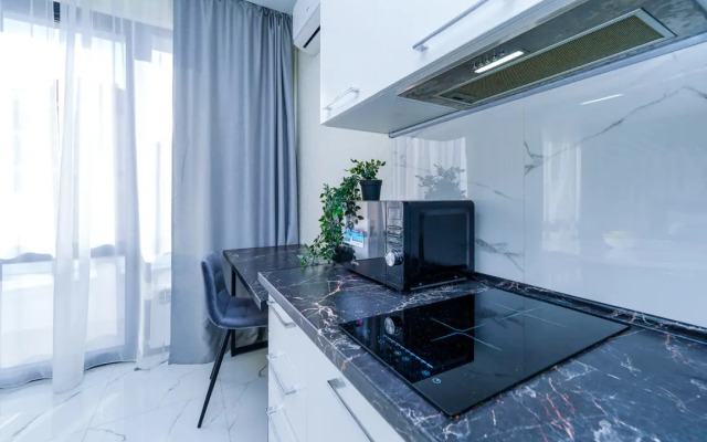 2 Krymskiy Mamayka Apartment