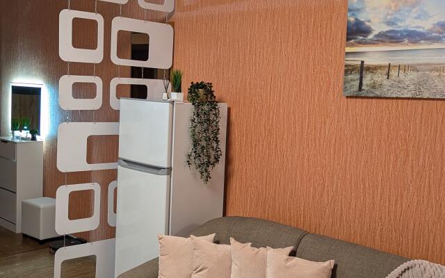 Yevrodvushka S Vidom Na More Flat