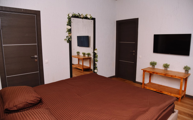 Апартаменты на Демонстрации №6