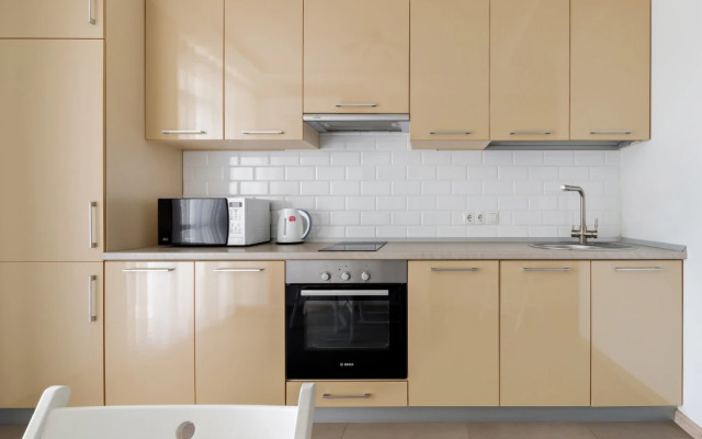 Апартаменты Полулюкс с Балконом и Красивым Видом Юг-Апарт