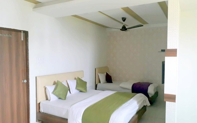 Maryland by Sky Stays Hotel