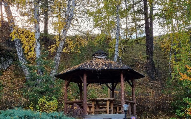 Kamenny Tsvetok Guest House