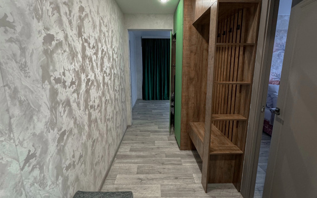 Квартира 3-комнатная на Бульваре Металлургов 4