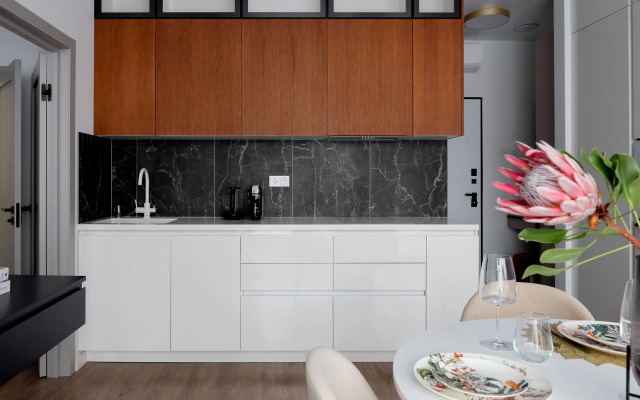 Orange Apart Zhk Metropoliya Flat