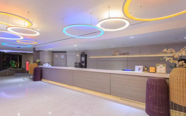 The Pattaya Discovery Beach Hotel Pattaya
