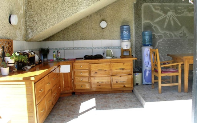 Yolki Guest House