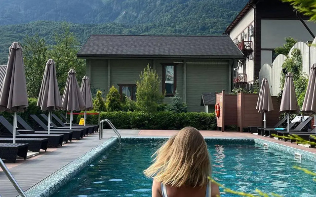 Hills Polyana Hotel&Spa