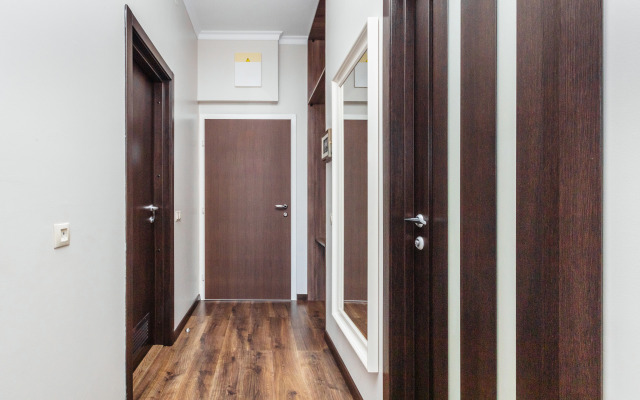 Na Ulitse Parusnaya 15 Flat