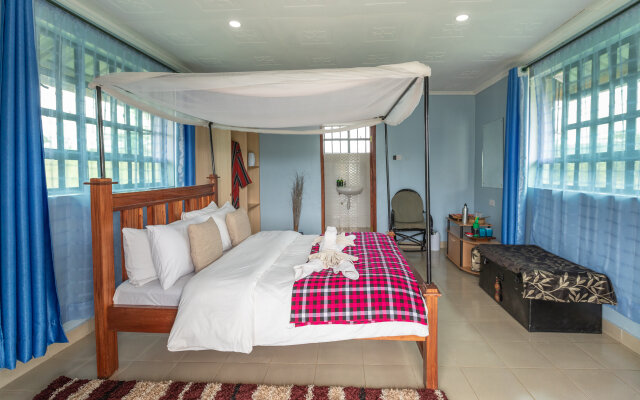 Masai Mara Safari Lodge Hotel