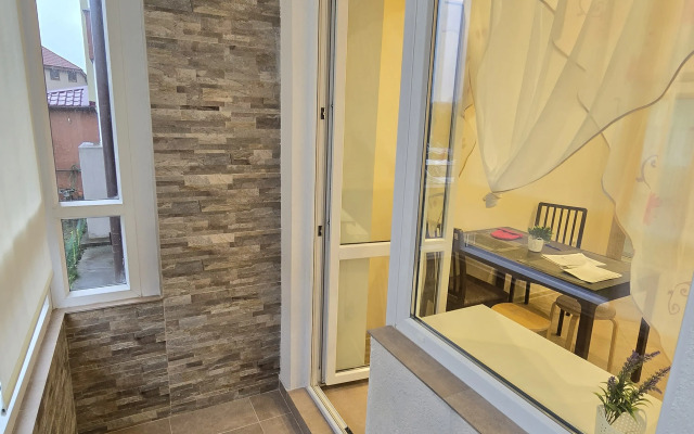 Na Baltiyskom Proyezde 2 Ot Domikov U Morya Flat