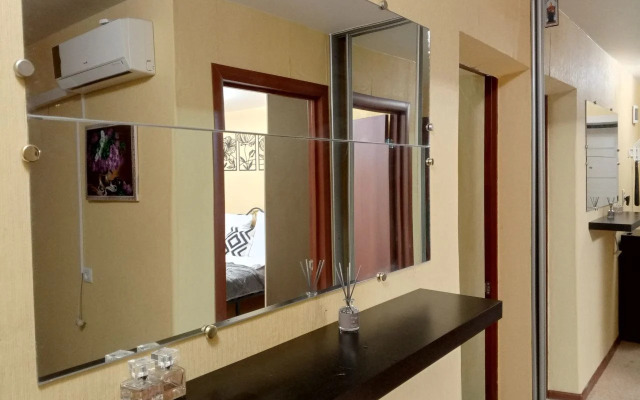 Atmosfernaya Kvartira V Tsentre Goroda Flat