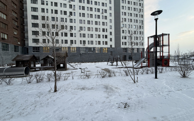 Апартаменты Элитные на берегу реки Тура с видом на Мост Влюбленных