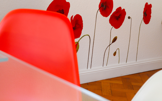 Quatre Chaises Apartments