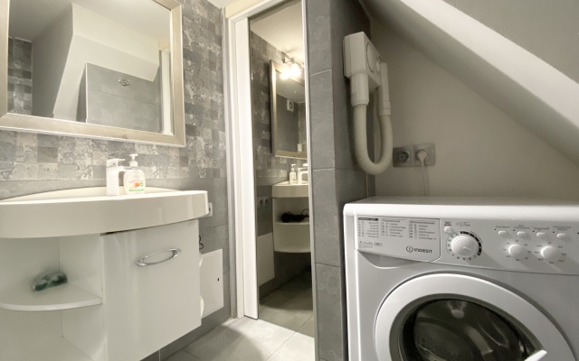 Apartments Alfa Chernomorskaya 23