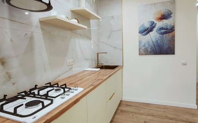 Flat s Panoramnym Vidom na Skver Geroyev Rossii