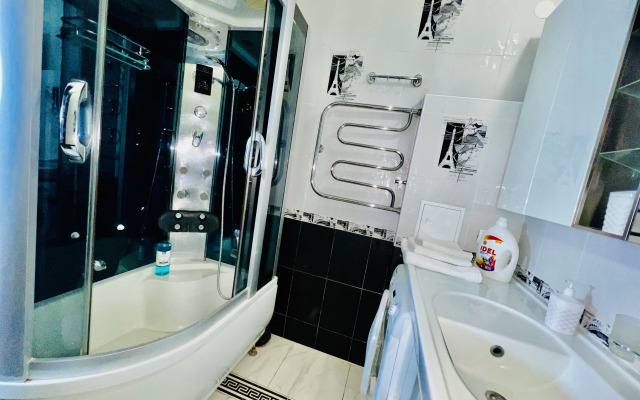 Квартира на площади Горького 4