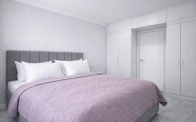 Апартаменты  ApartMari Шикарные 3-комнатные апартаменты на набережной реки в центре Калининграда