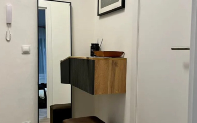 Balkanskaya doroga 12/2 Flat