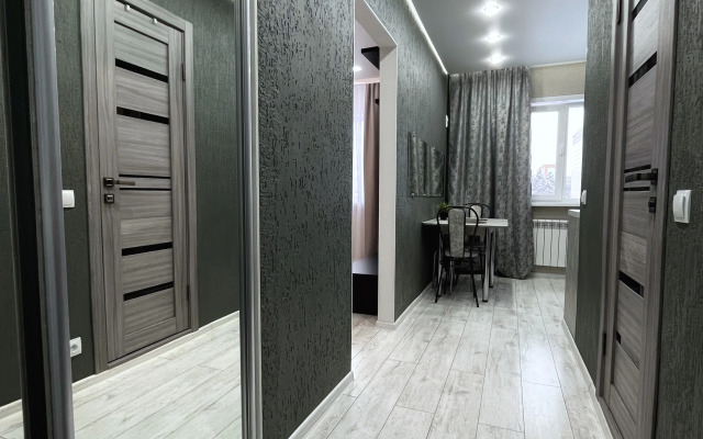 Na Molodezhnoy Flat