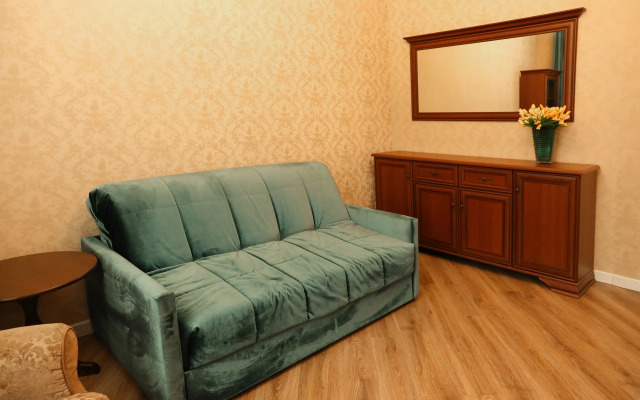 Апартаменты на Большой Московской 38