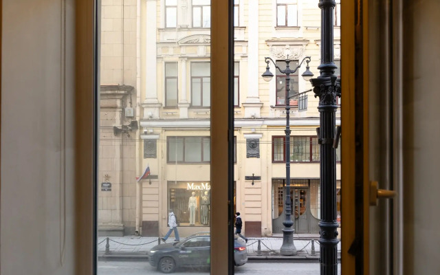 Апартаменты Amazing Невский 13/9 Парковка