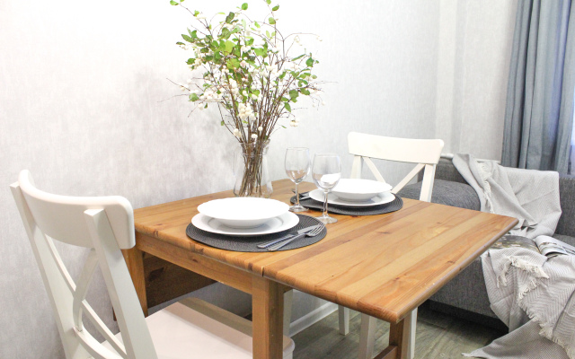 Malen'kaya Dlya Dvoikh Flat