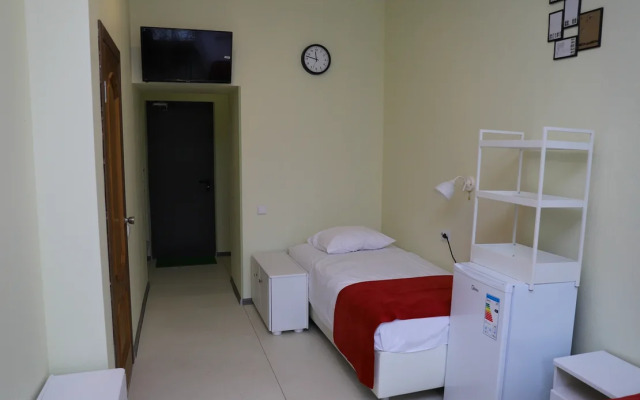33 Apartments