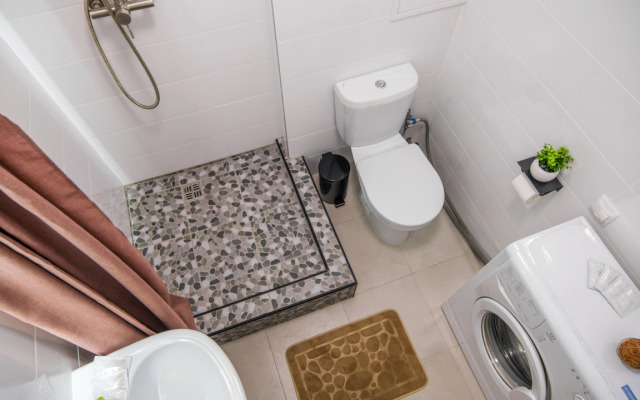 Evrodvukhkomnatnye apartamenty Stepanenkov na Polimernom 11